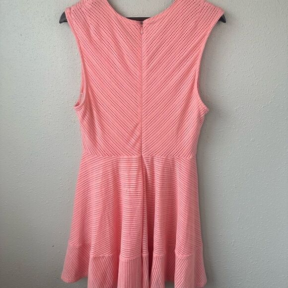 NWT Bar III Women’s Dress - Picture 4 of 6